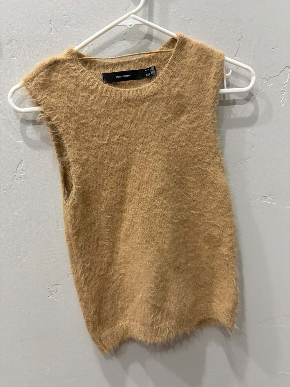 Vero Moda VMPOILU Slo-Neck Fuzzy‎ Knit Sweater Vest